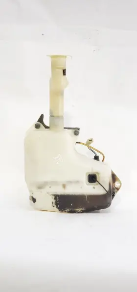 Bentley 627.be1r91 1991 Turbo R Oem Wash Reservoir Bentley 627.be1r91 1991 Turbo R Oem Wash Reservoir