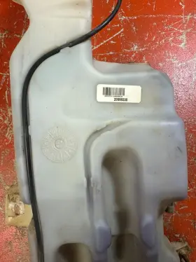 20999330 CHEVROLET Windsheild Wiper Reservoir Tank 1500 Chevy #3
