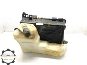 Ford Bc3410723 2011-2016 F250 F350 6.7l Windshield Washer Reservoir Tank Battery Tray Oem