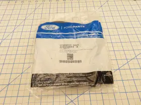 Ford Jl1z-17a605-e Washer Fluid Reservoir Hose Factory Sealed