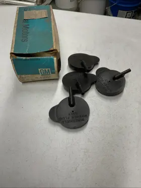 Gm 470994 4 Nos Windshield Wiper Jar Caps 1965-1974 Chevrolet 1975 Chevelle 1971-1975 Vega