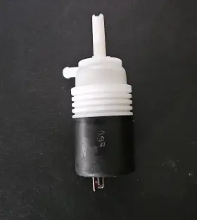 Hella 496-051 Washer Fluid Pump Window Cleaning 24v 2bar 60l/h 8tw 005 Hella 496-051 Washer Fluid Pump Window Cleaning 24v 2bar 60l/h 8tw 005