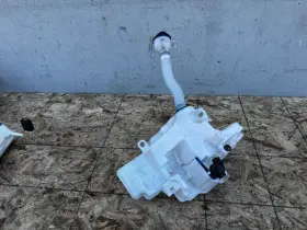 7760630210 LEXUS Windshield Washer Tank Reservoir IS300 IS350 7760630210 LEXUS Windshield Washer Tank Reservoir IS300 IS350