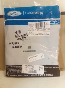 Motorcraft 8l8z-17k605-a Ford Parts Windshield Washer Hose Motorcraft 8l8z-17k605-a Ford Parts Windshield Washer Hose