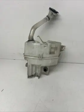 Toyota 0608851-626 2018-2023 Camry Windshield Washer Fluid Reservoir Tank Toyota 0608851-626 2018-2023 Camry Windshield Washer Fluid Reservoir Tank