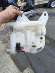 Jaguar Front Windshield Washer Reservoir Tank Dac 11088 Oem. Fixed Price $110.00.